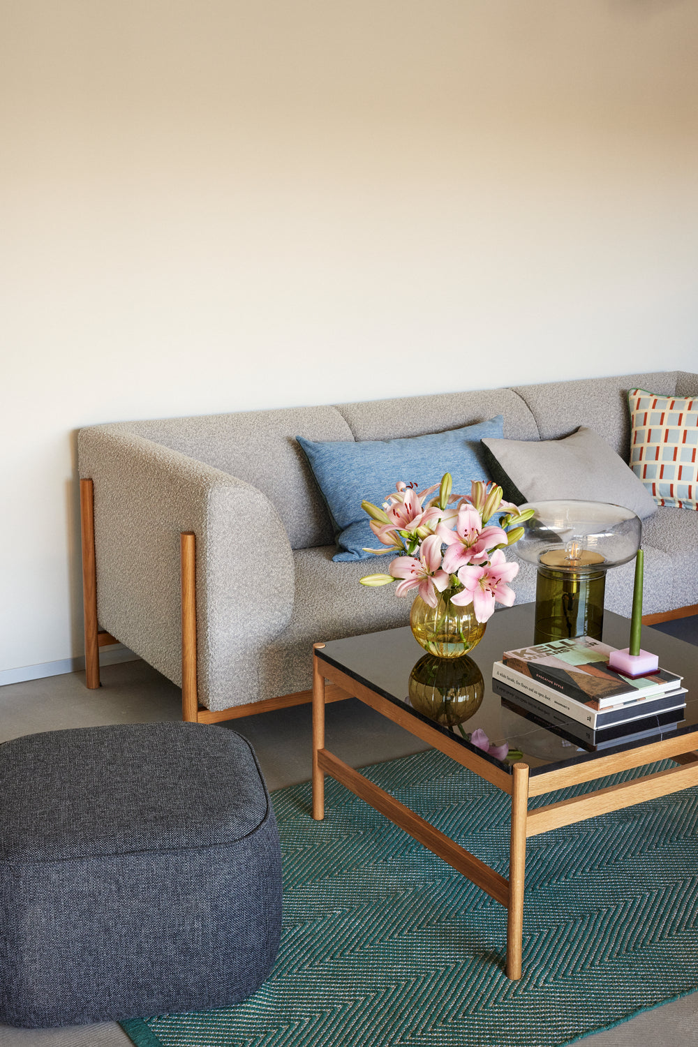 Raaka sohvapöytä musta/luonnollinen - 80x80xh45cm