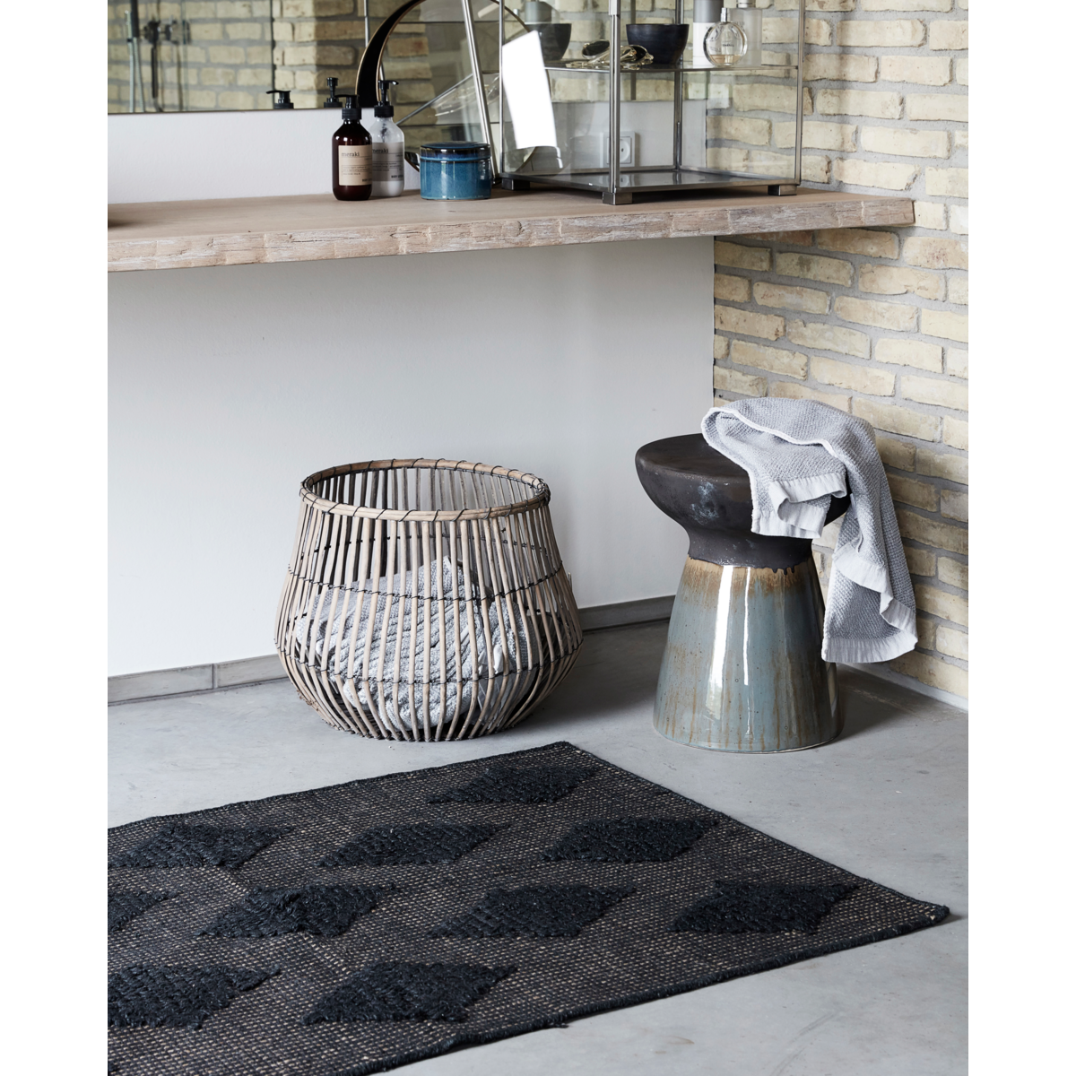 Jakkara, hdpablo, vihreä; ruskea