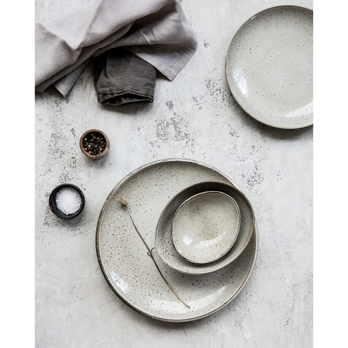 Kulho, hdlake, harmaa