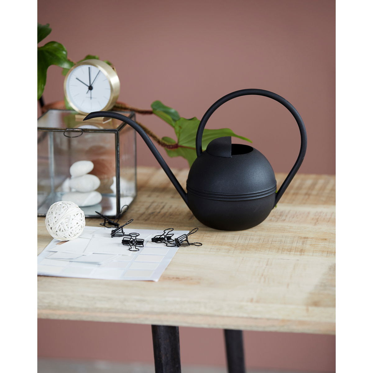 Kastelu tölkki, hdplant, musta