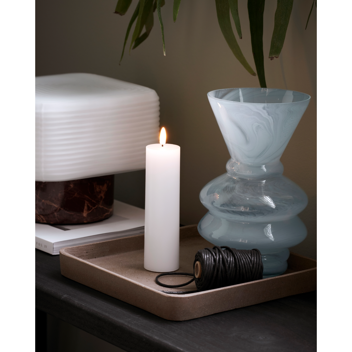 Kevyt, hdled, valkoinen