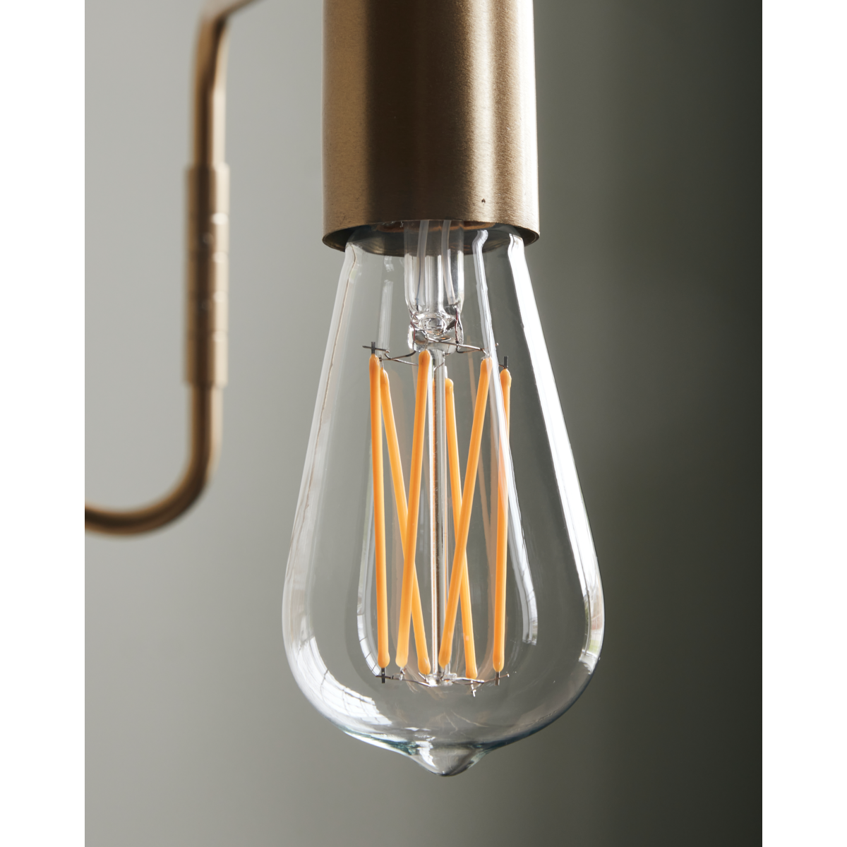 E27 LED Pear, HDEDISON, valmis