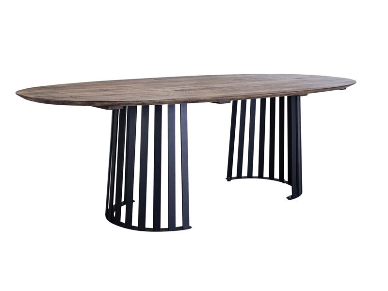 Puolikuvan pohja, musta