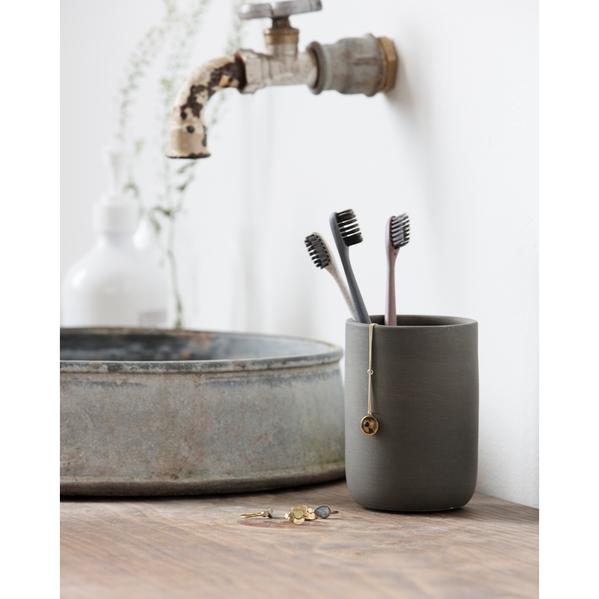 Hammasharja, harmaa; valkoinen; viininpunainen