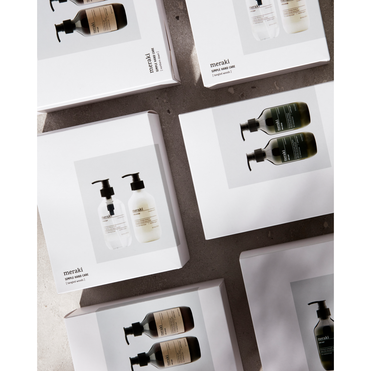 Lahjapakkaus, pohjoinen aamunkoitto, yksinkertainen kädenhoito, valkoinen