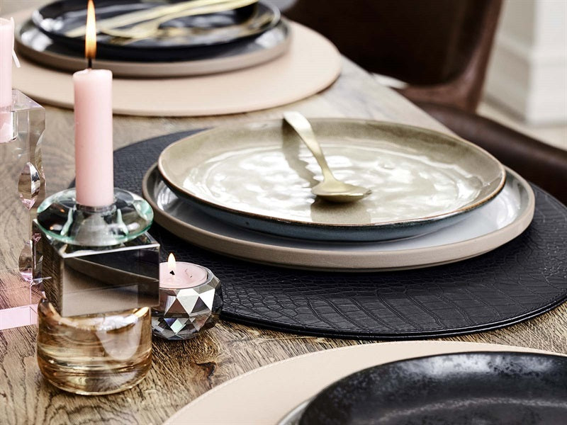 Soikea kansi lautasliina // musta letku kuvio pu - kova