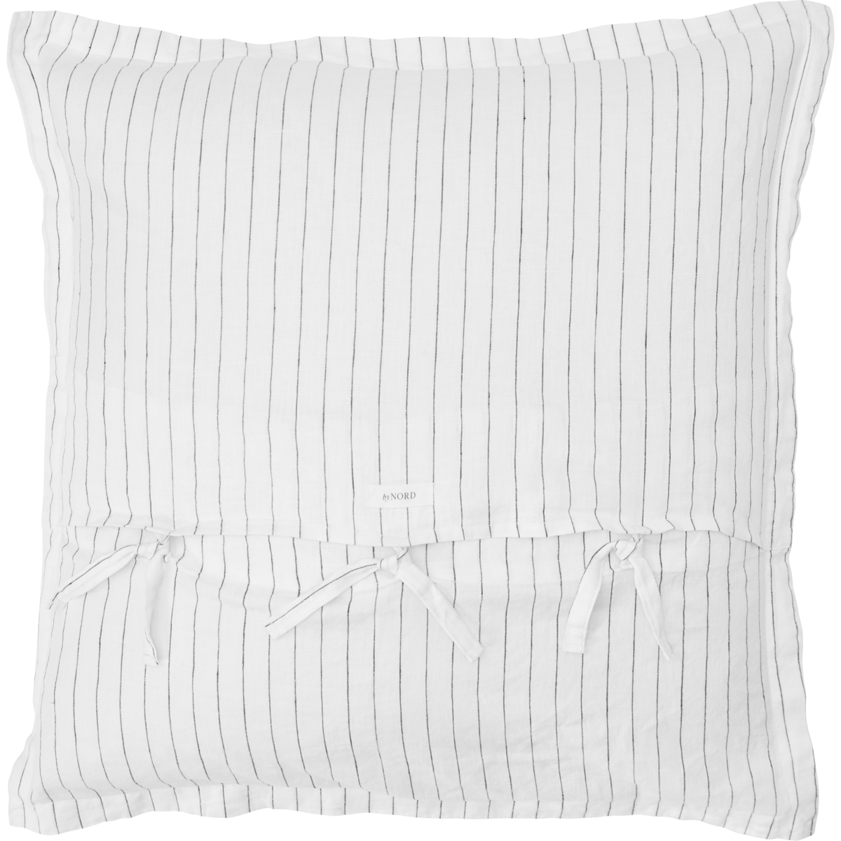 Tyynytyyny, Bngunhild, Snow W. Hiili