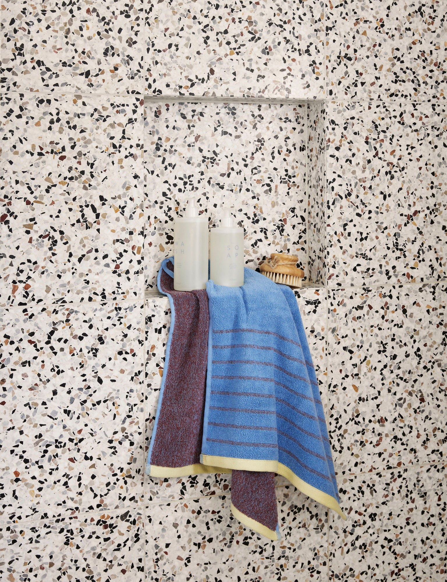 Hübsch Promenade -pyyhe iso violetti/sininen