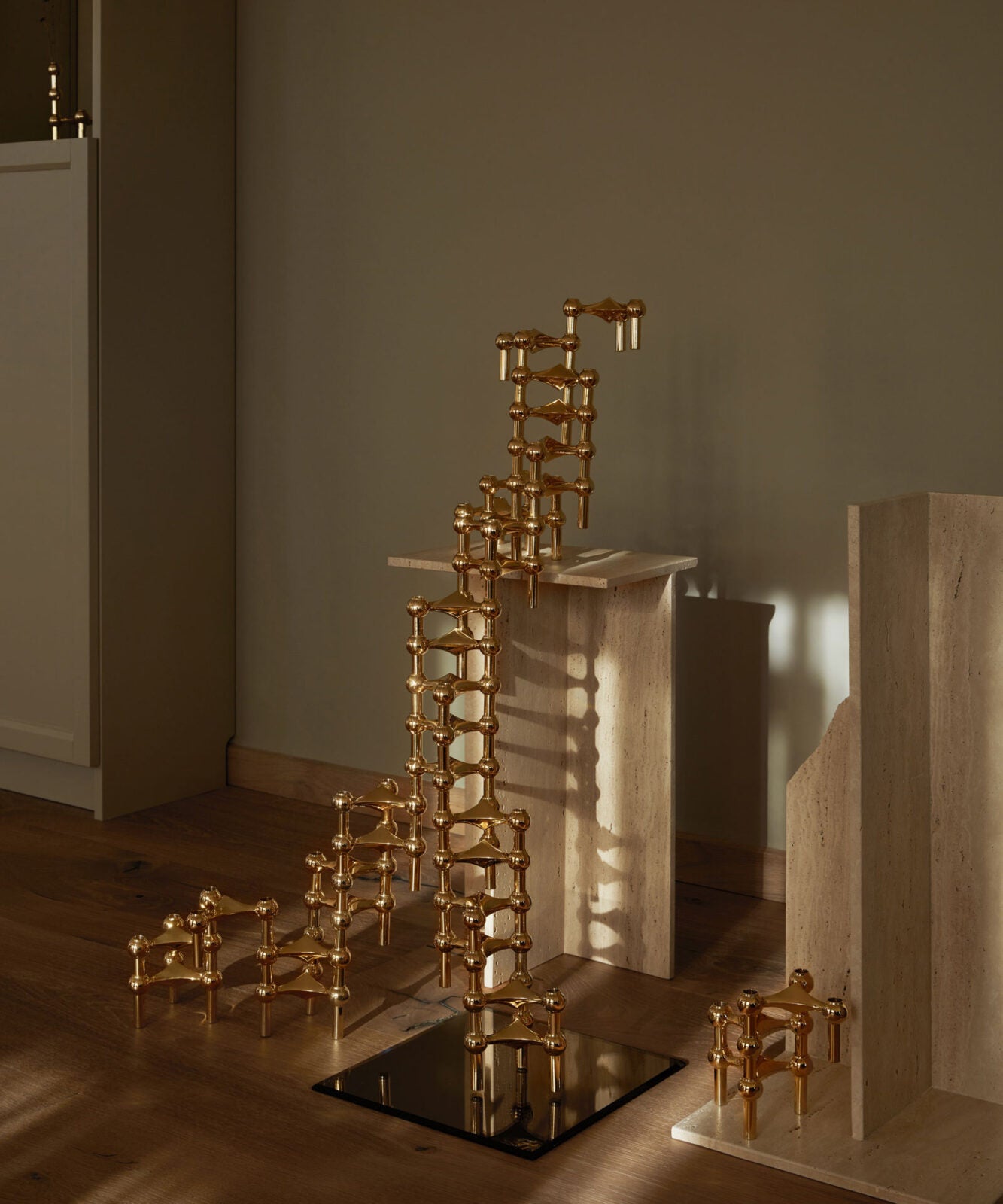 STOFF Nagel Stage, massiv messing - STOFF - DesignGaragen.dk