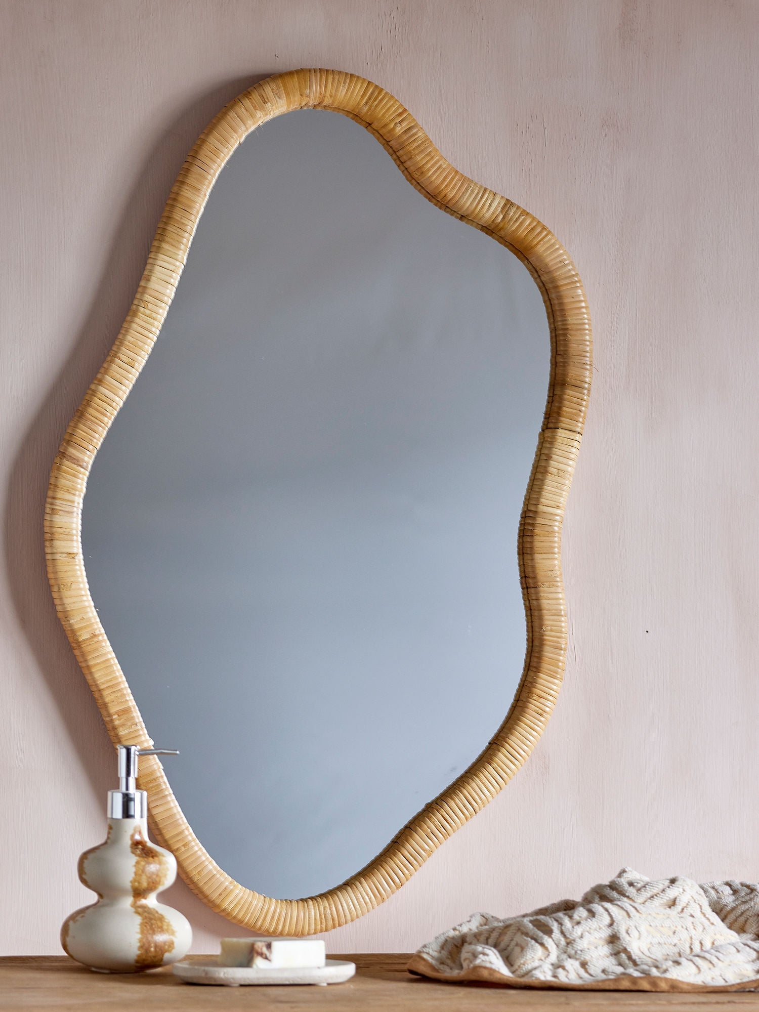 Bloomingville Ashlie Wall -peili, luonto, rottinki