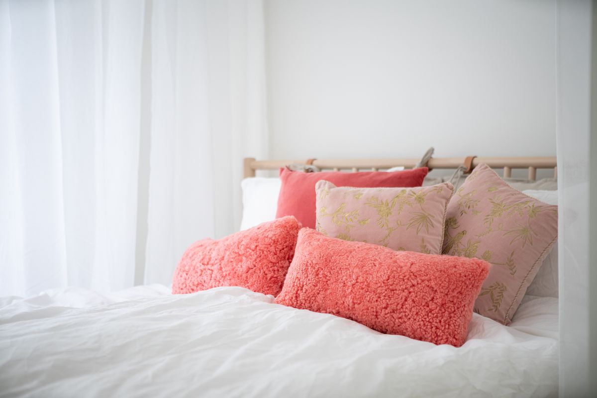 Lampaannahkainen tyyny | Lyhytkarvainen | Uusi-Seelanti | Kaksipuolinen | 30x60 cm