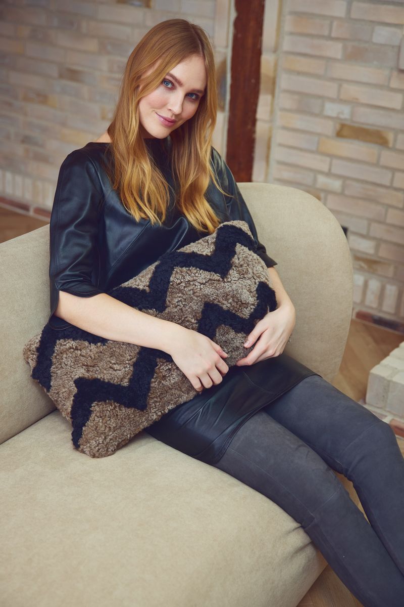 Siksakin karitsannahkainen tyyny | Lyhytkarvainen | Uusi-Seelanti | Kaksipuolinen