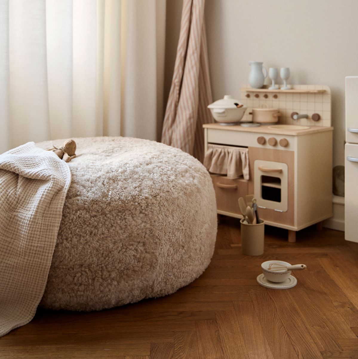 Pyöreä säkkituoli | Lyhytkarvainen | Uusi-Seelanti | 73x74 cm ja 92x93 cm