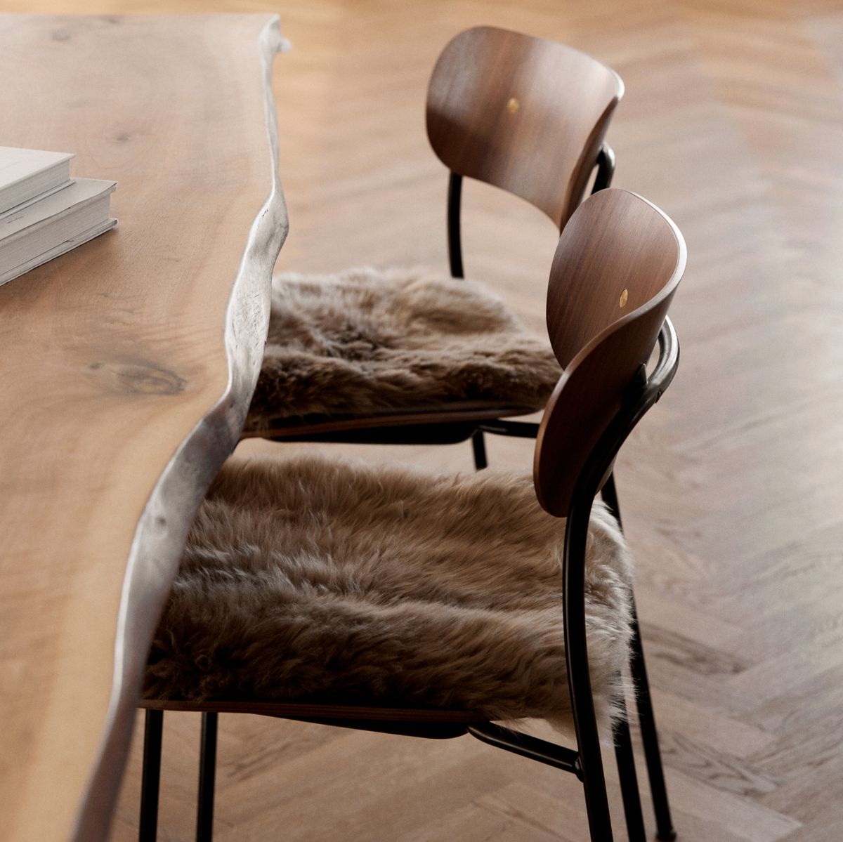 Istuintyyny täytteellä | Pitkäkarvainen | Uusi-Seelanti | 37x37 cm