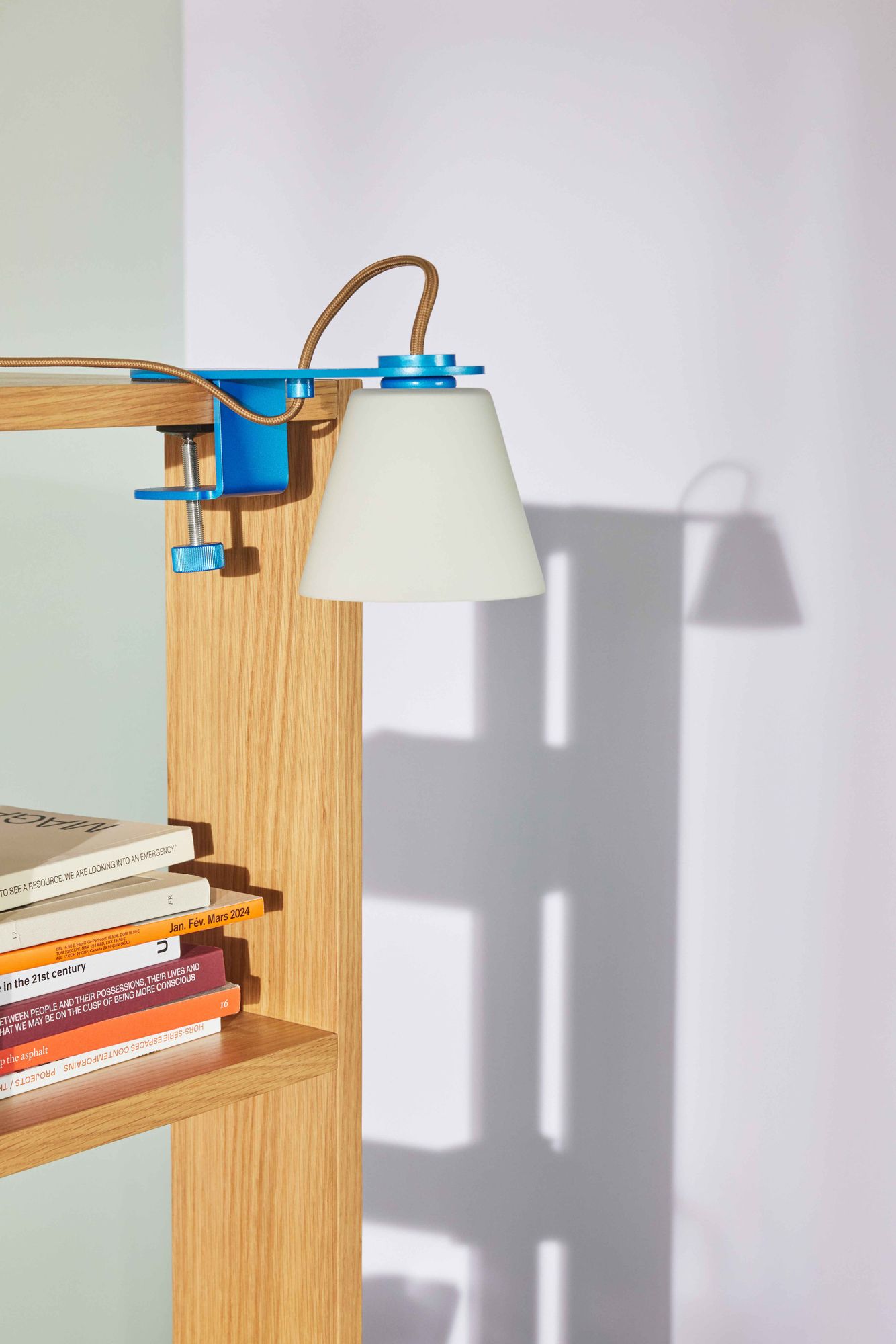 Hübsch vieheen seinävalaisin metallinen sininen