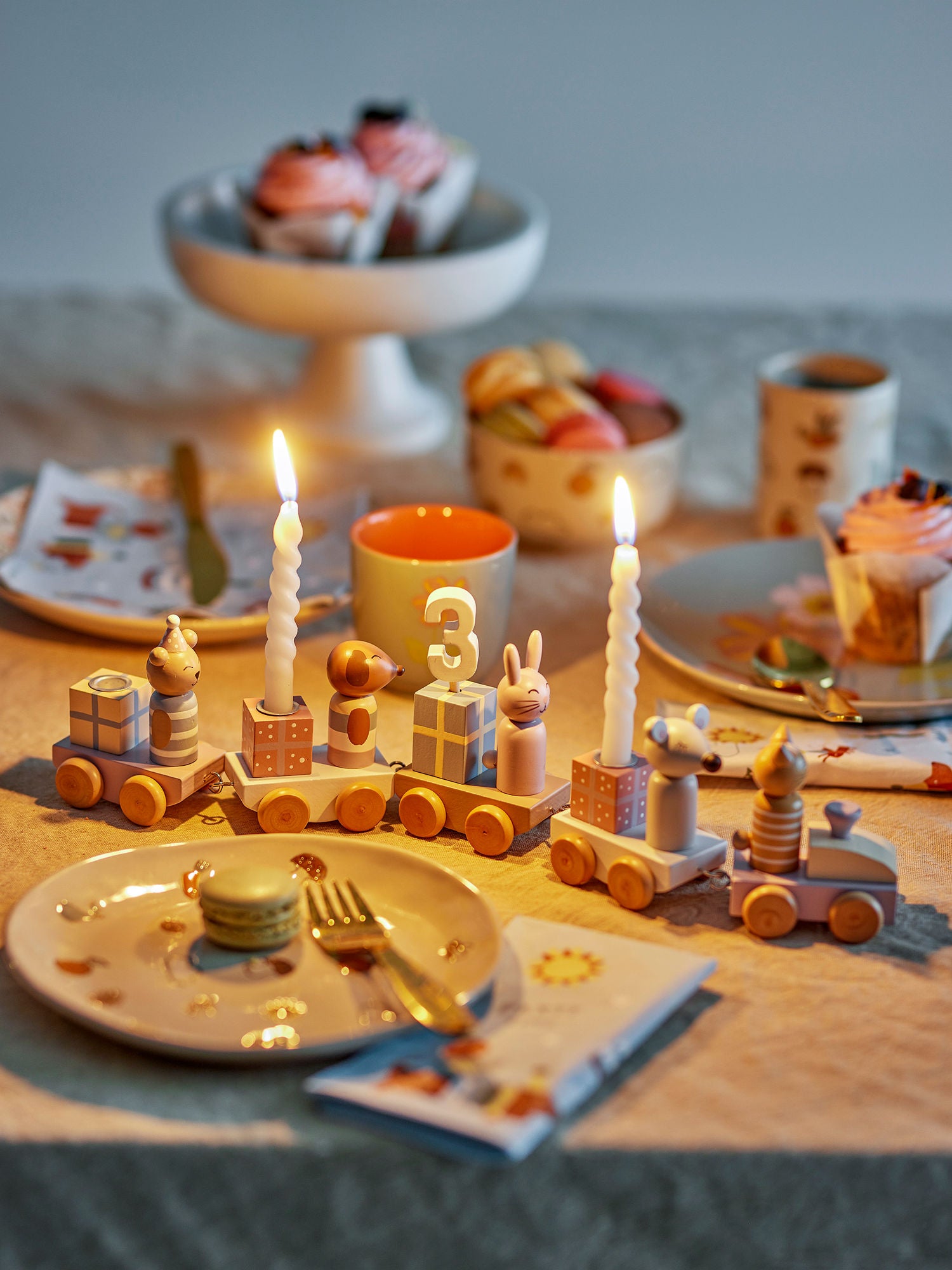 Bloomingville MINI Junaid syntymäpäiväkoristeet, vaaleanpunainen, FSC®100%, MDF