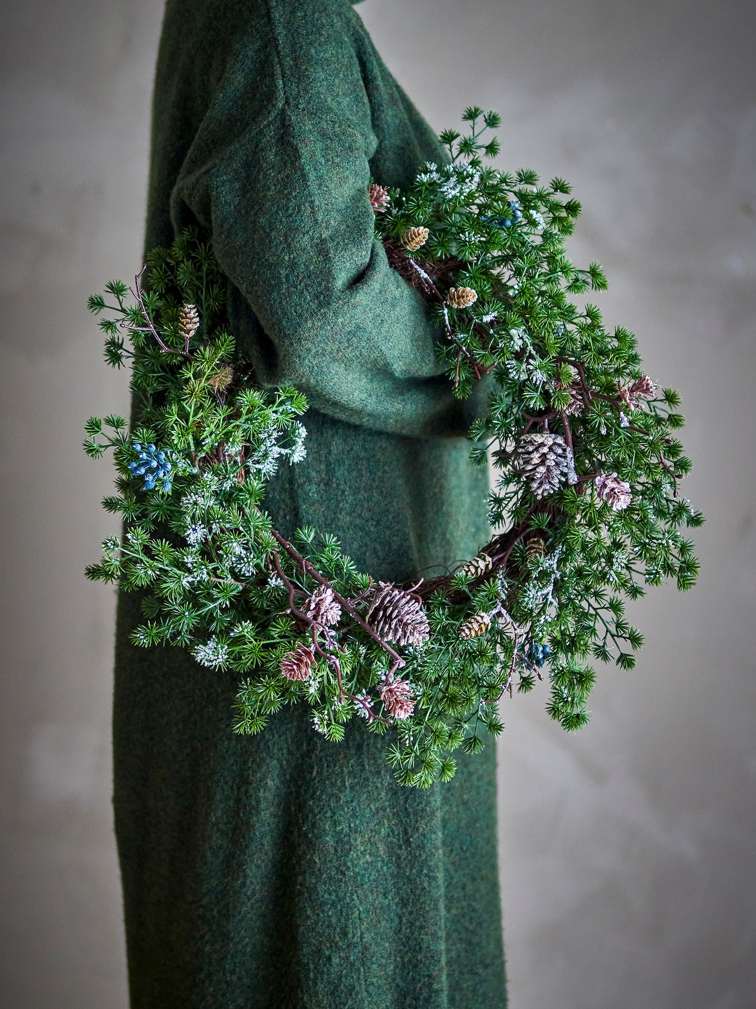 Bloomingville Cedar Seppele, vihreä, keinotekoiset kukat