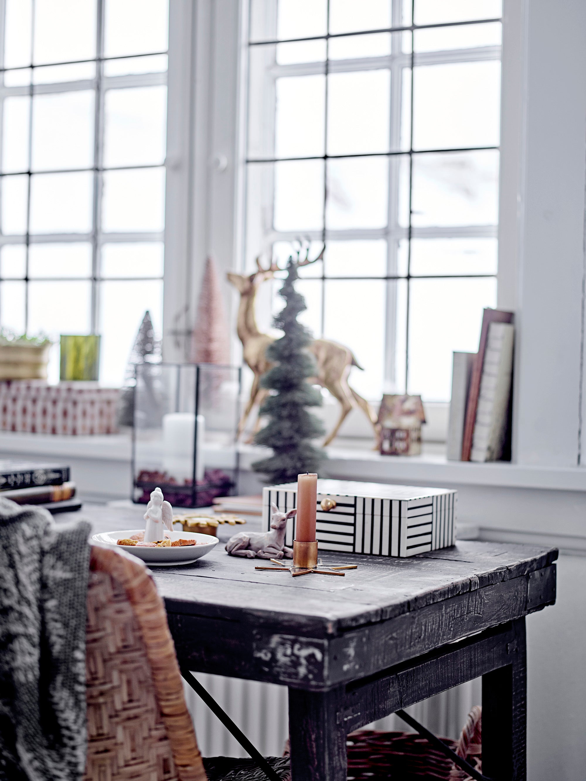 Lakakynttilät, valkoinen, parafiini