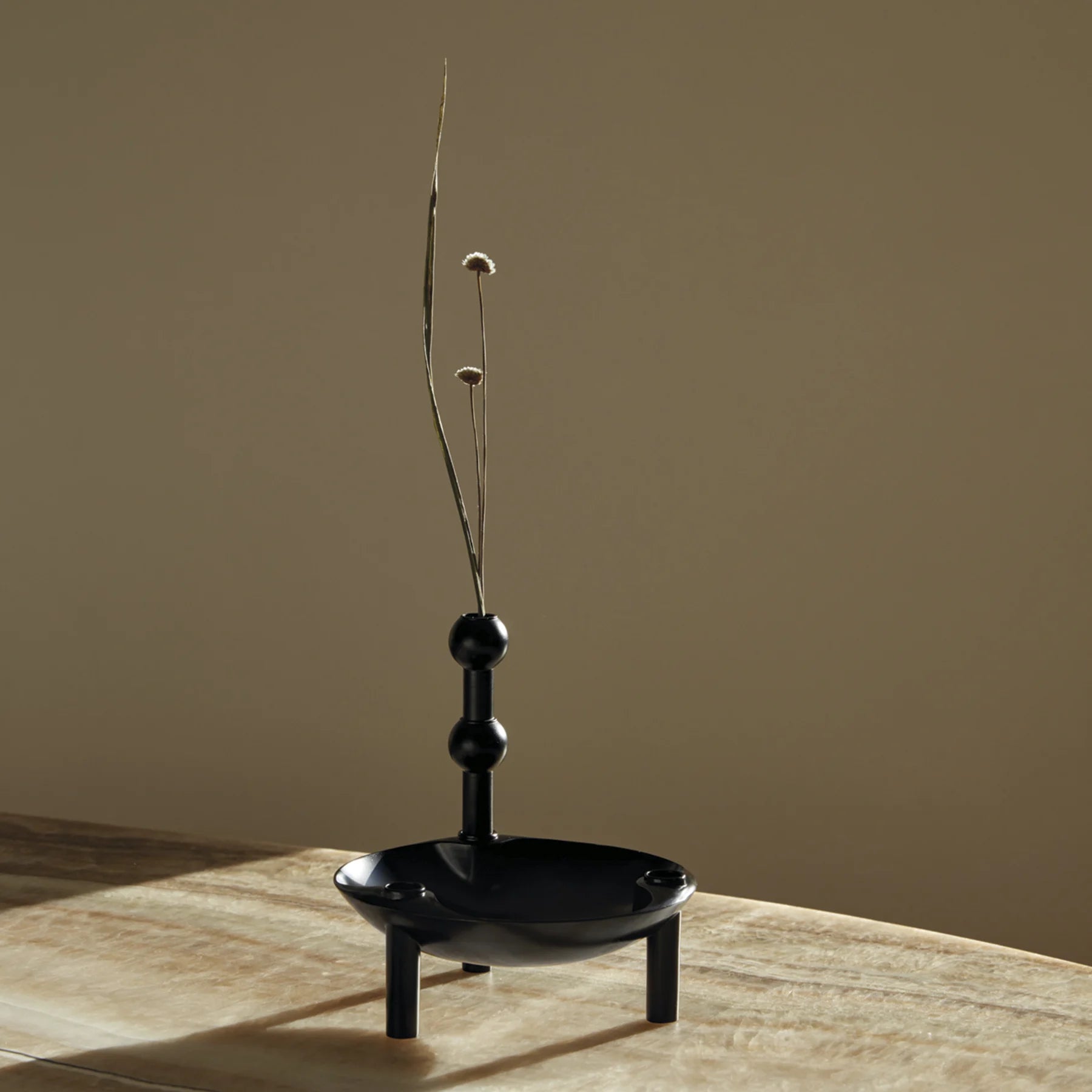 STOFF Nagel Vase, sort - STOFF - DesignGaragen.dk