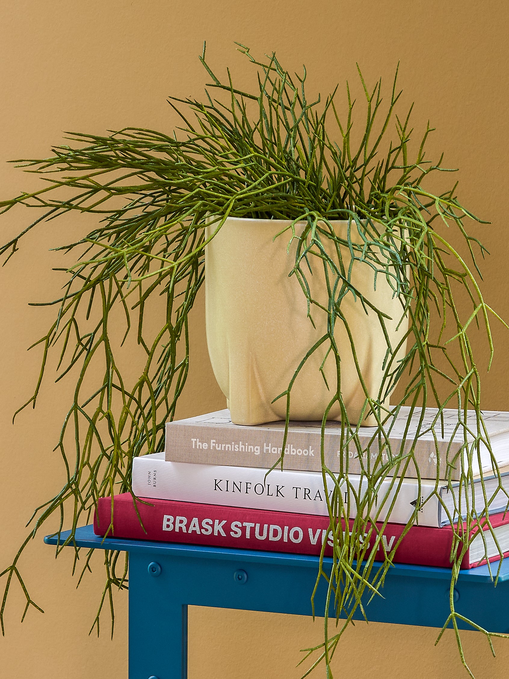 Up Pot Yellow (2 kpl sarja) - ø21xh21, ø17xh17cm