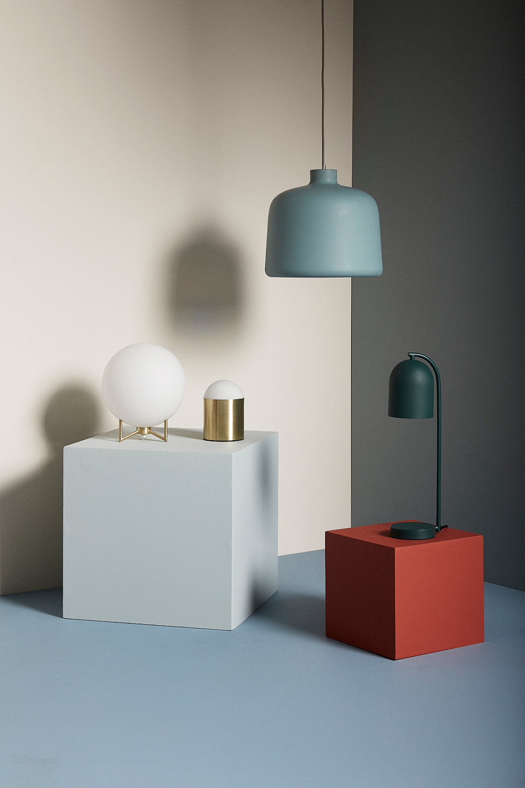 Veistossapöytävalaistus messinkiväri - Ø12xh19cm, e14/25w