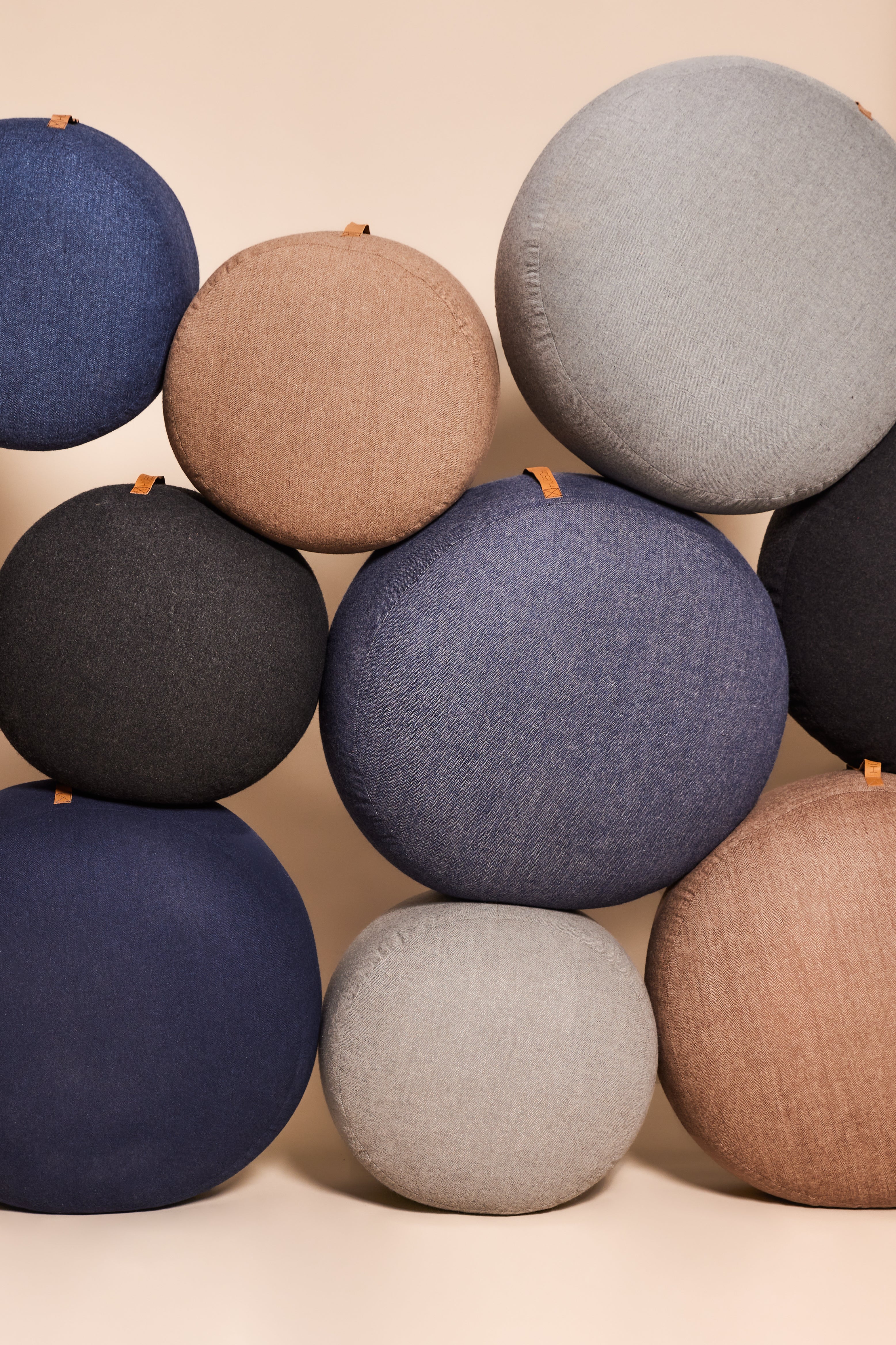 Mochi Pouf Ø50 harmaa - Ø50xh35cm