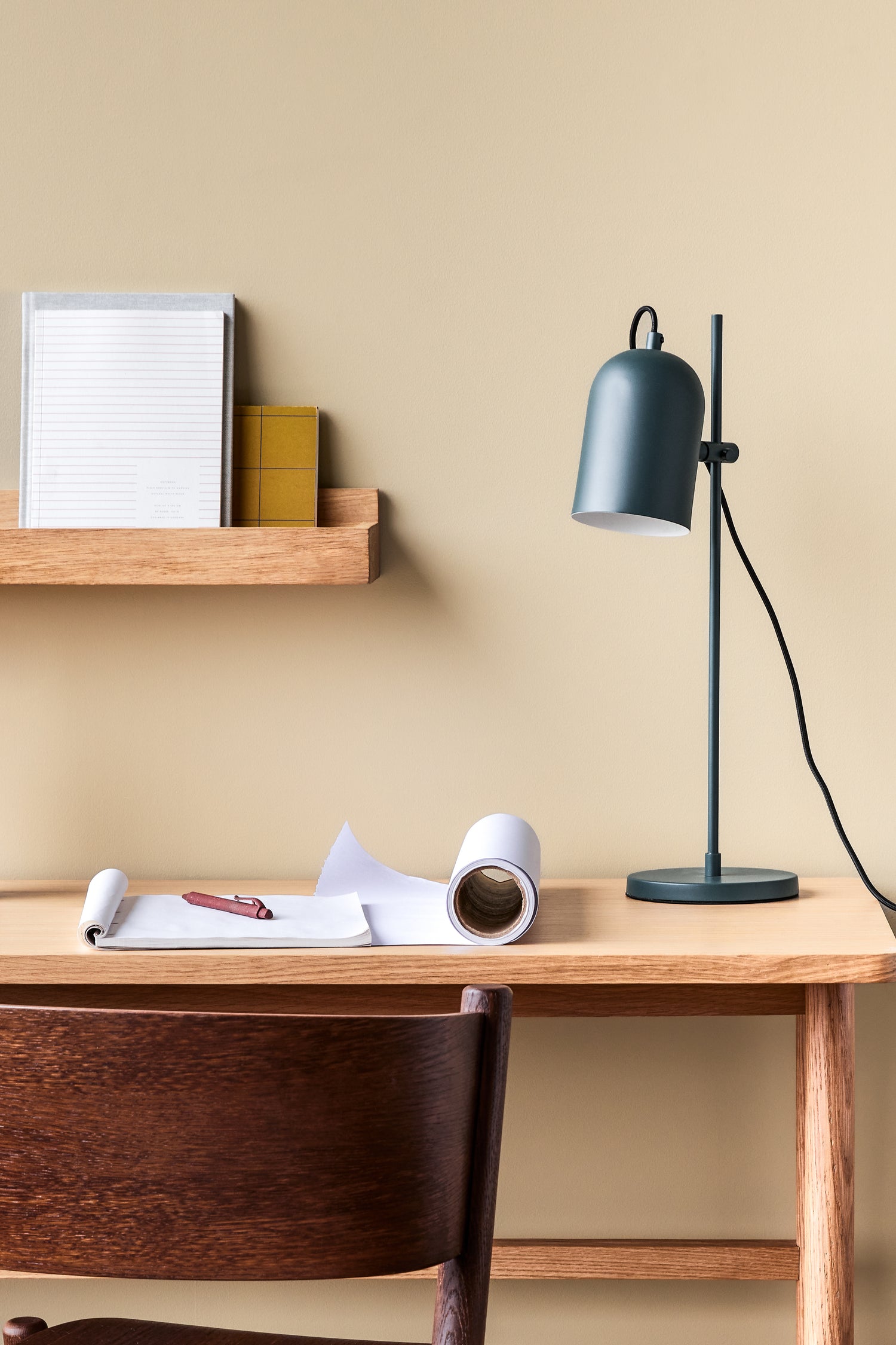 Ihmiset kuvaavat hyllyä pieni luonto - 60x11xh8cm