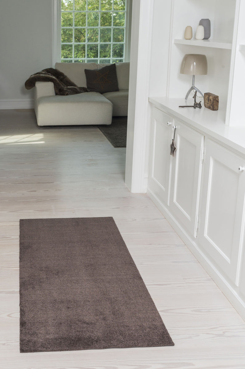 TÆPPE/MÅTTE 67 x 150 CM - UNI COLOR/BROWN - Tica Copenhagen - DesignGaragen.dk