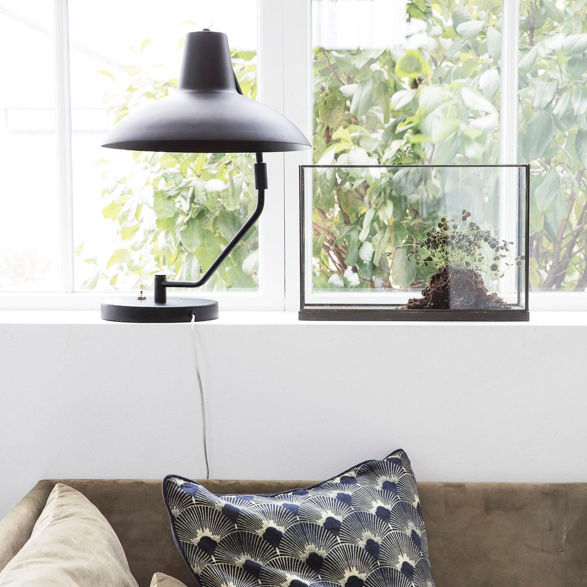 House Doctor - näyttölaatikko, antiikkimetallinen - leveys: 40 cm, leveys: 11 cm, korkeus: 27 cm