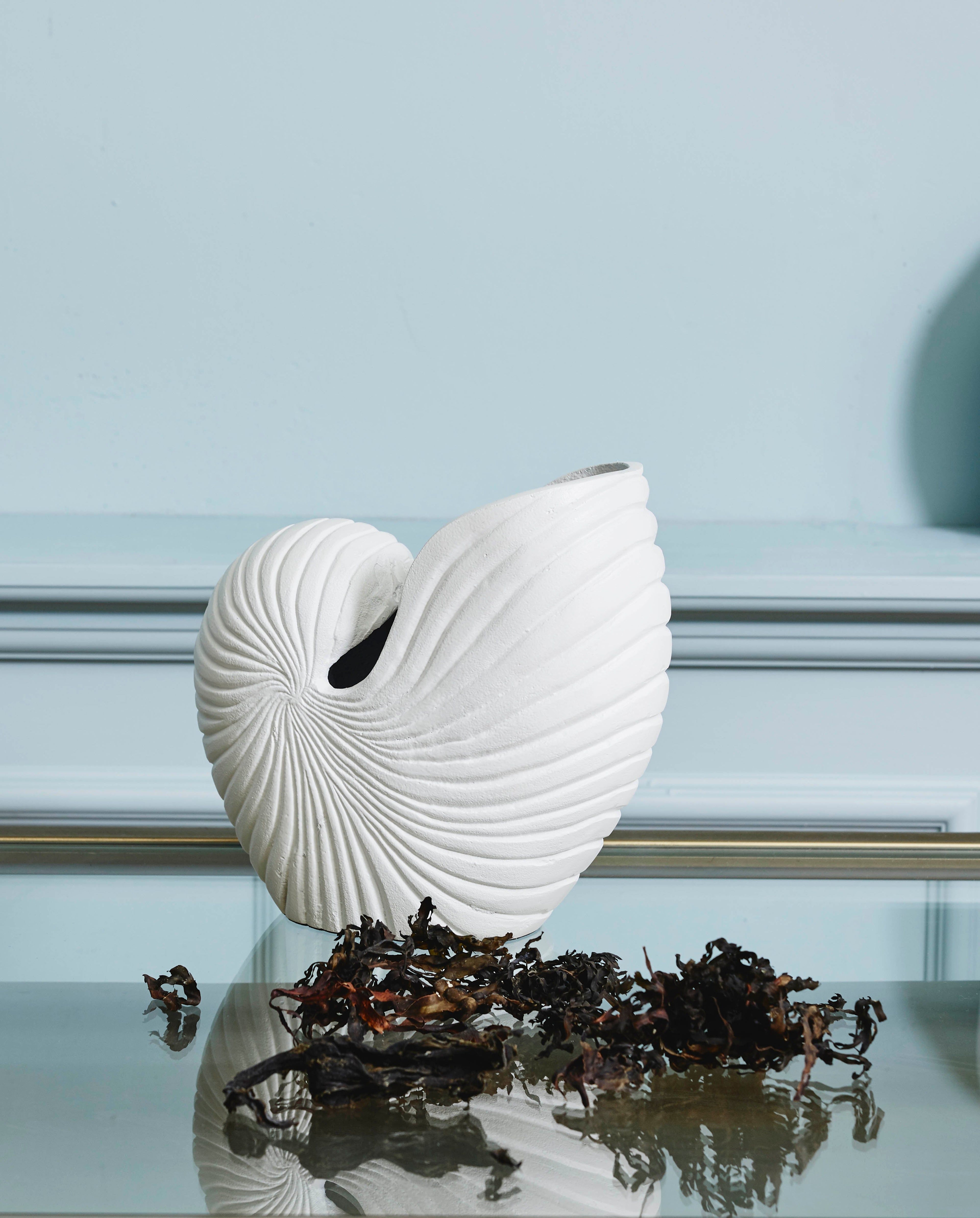 Rakitu -kukkamaljakko - Conch - H25 cm - valkoinen
