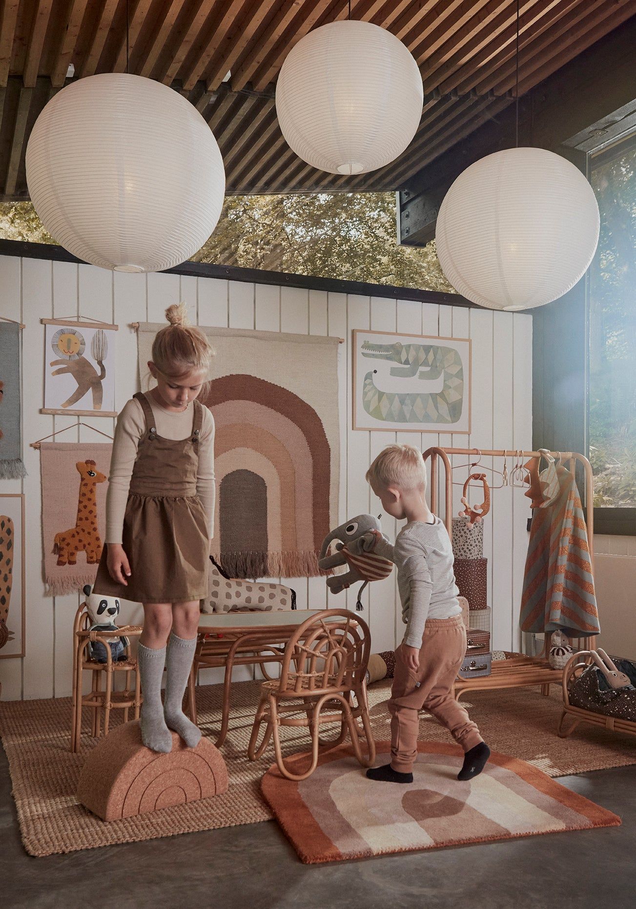 Oyoy mini elefantti Henry - harmaa