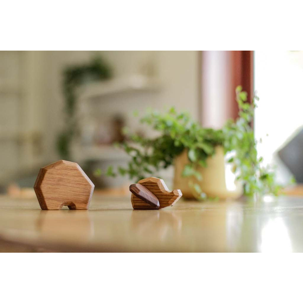 Den Lille Elefant (Egetræ) - FableWood - DesignGaragen.dk