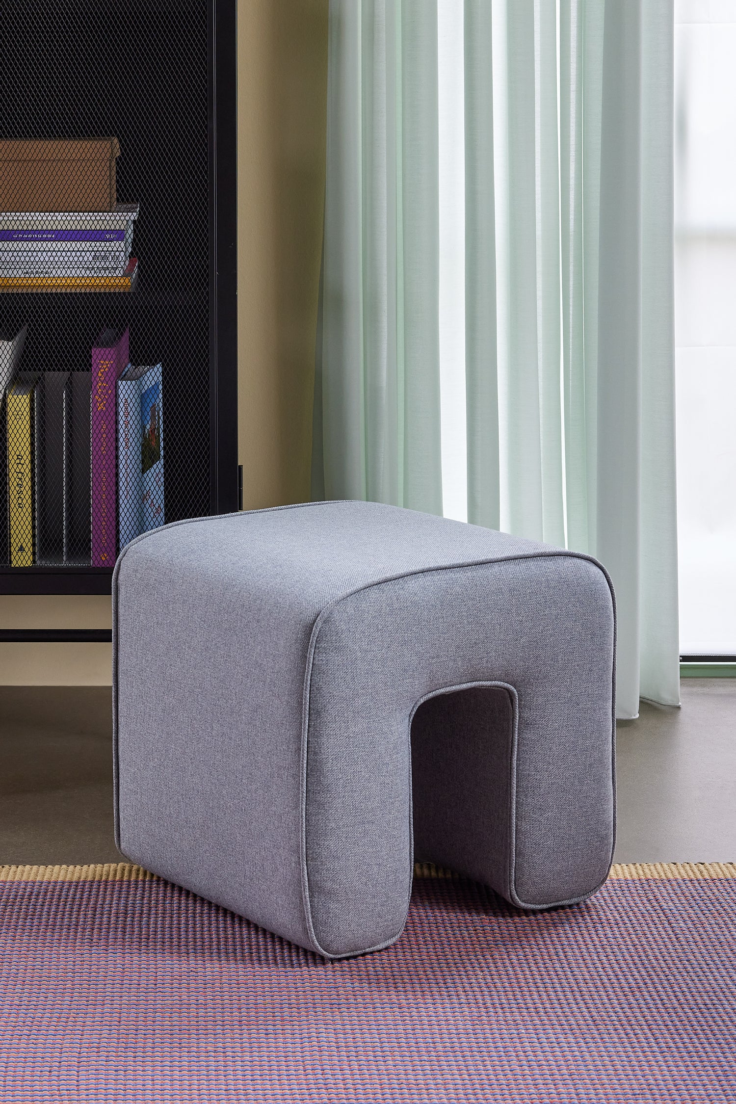 Veistos PUF GRAY - 45X45XH47CM