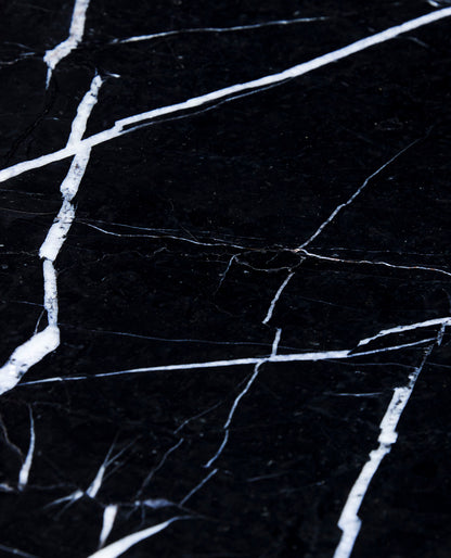 Raaka sohvapöytä musta/luonnollinen - 80x80xh45cm