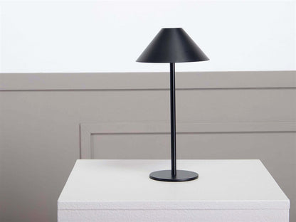 ERA -LAMPU, MUSTA