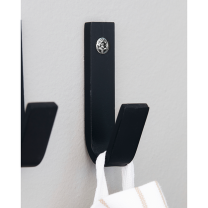 Koukku, hdbath, musta b: 1 cm, h: 7 cm