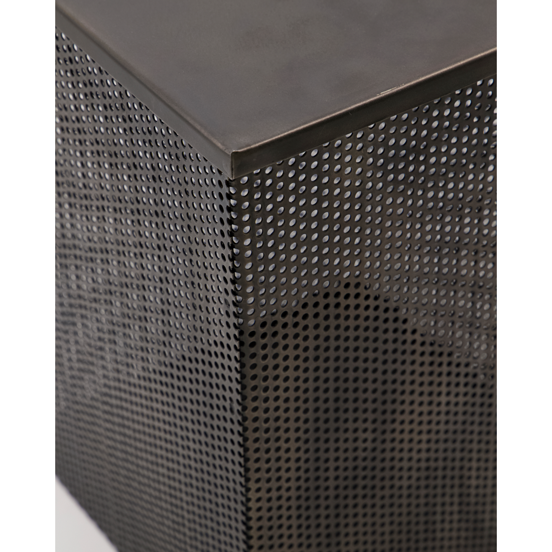 Lyhty, hdverse, musta