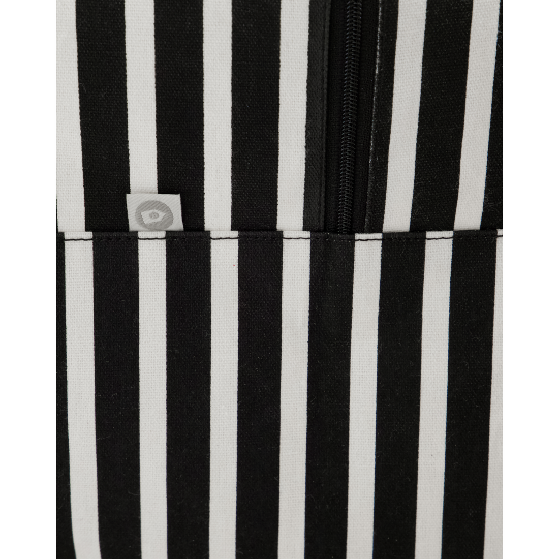 Varastointi, hdleaf, musta; Raakavalkoinen