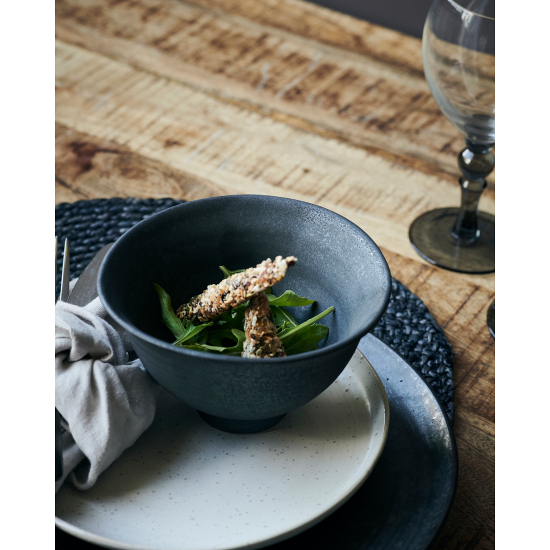 Kulho, hdpion, musta; ruskea