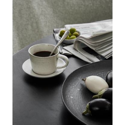 Kuppi lautasella, HDPON, harmaa; valkoinen