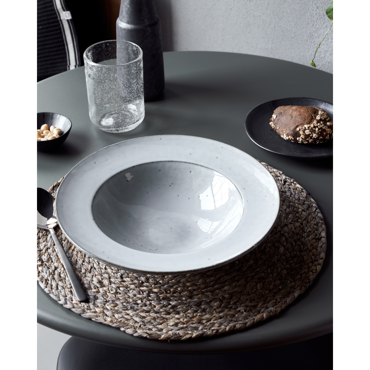 Pastatilla, hdrustic, harmaa;