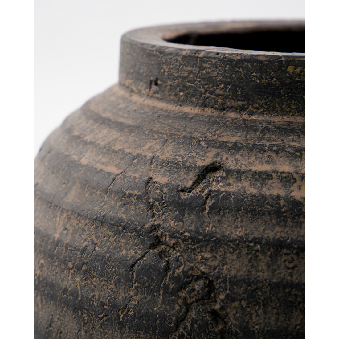 Yrttipot, hdhafa, harmaa; ruskea