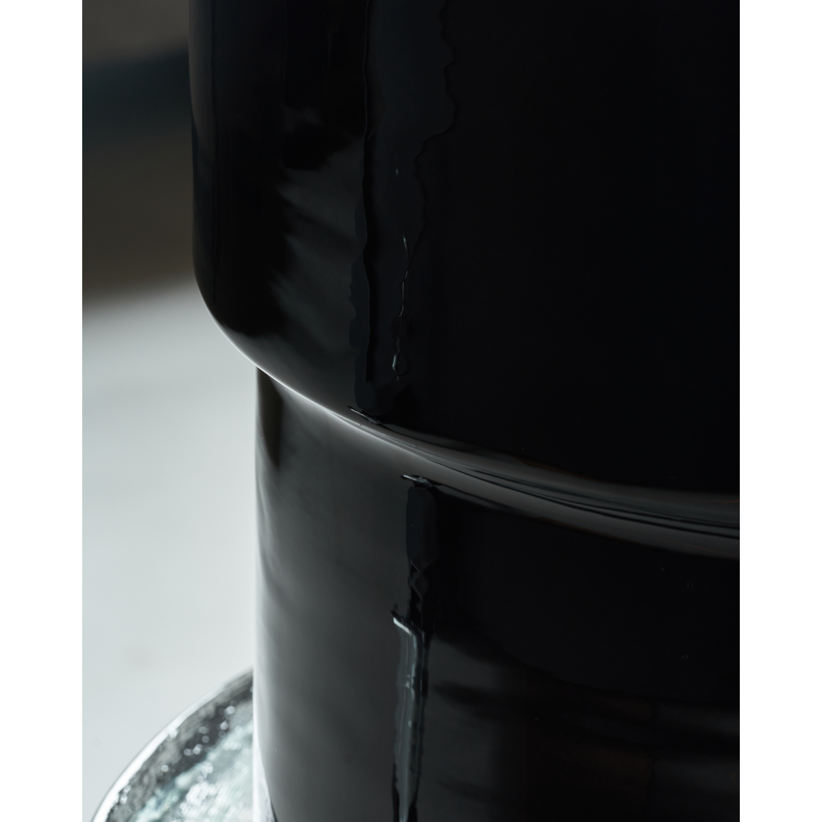 Talo lääkäri - sivupöytä, nivo, musta