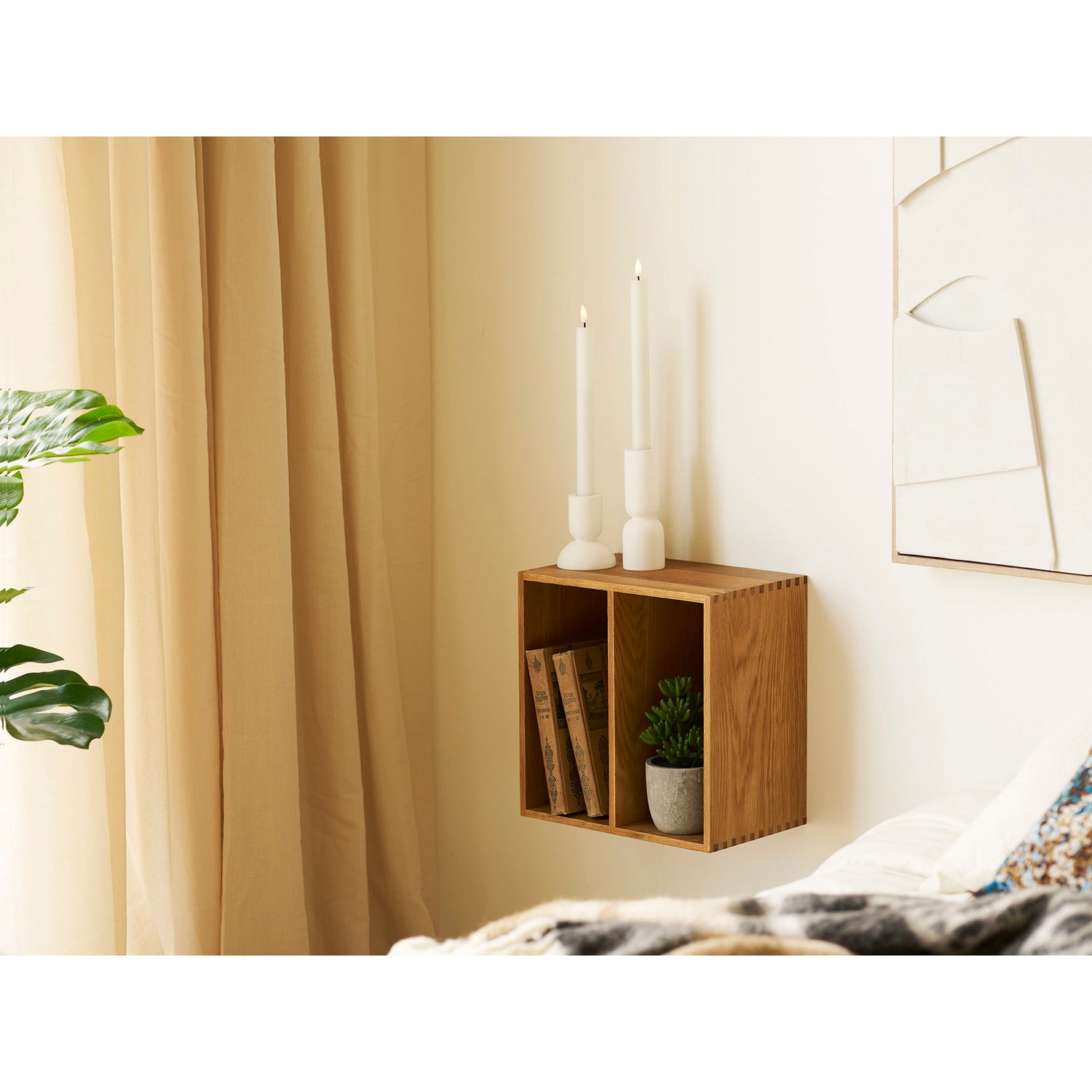 Townsville Seinähylly pystyosastoilla - Seinähylly pystyosastoilla, tammi 18x30x30 cm