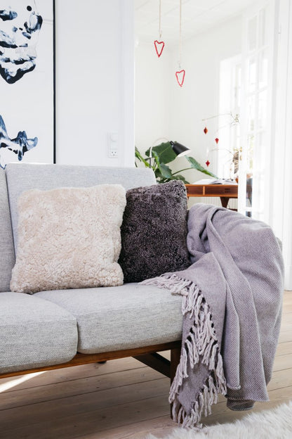 Lampaannahkainen tyyny | Lyhytkarvainen | Uusi-Seelanti | Kaksipuolinen | 40x40 cm