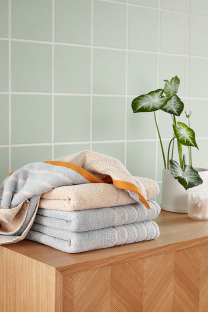 Hübsch Promenade -pyyhe pieni sininen/totta