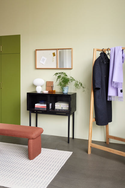 Museokonsolipöytä musta - 90x35xh90cm