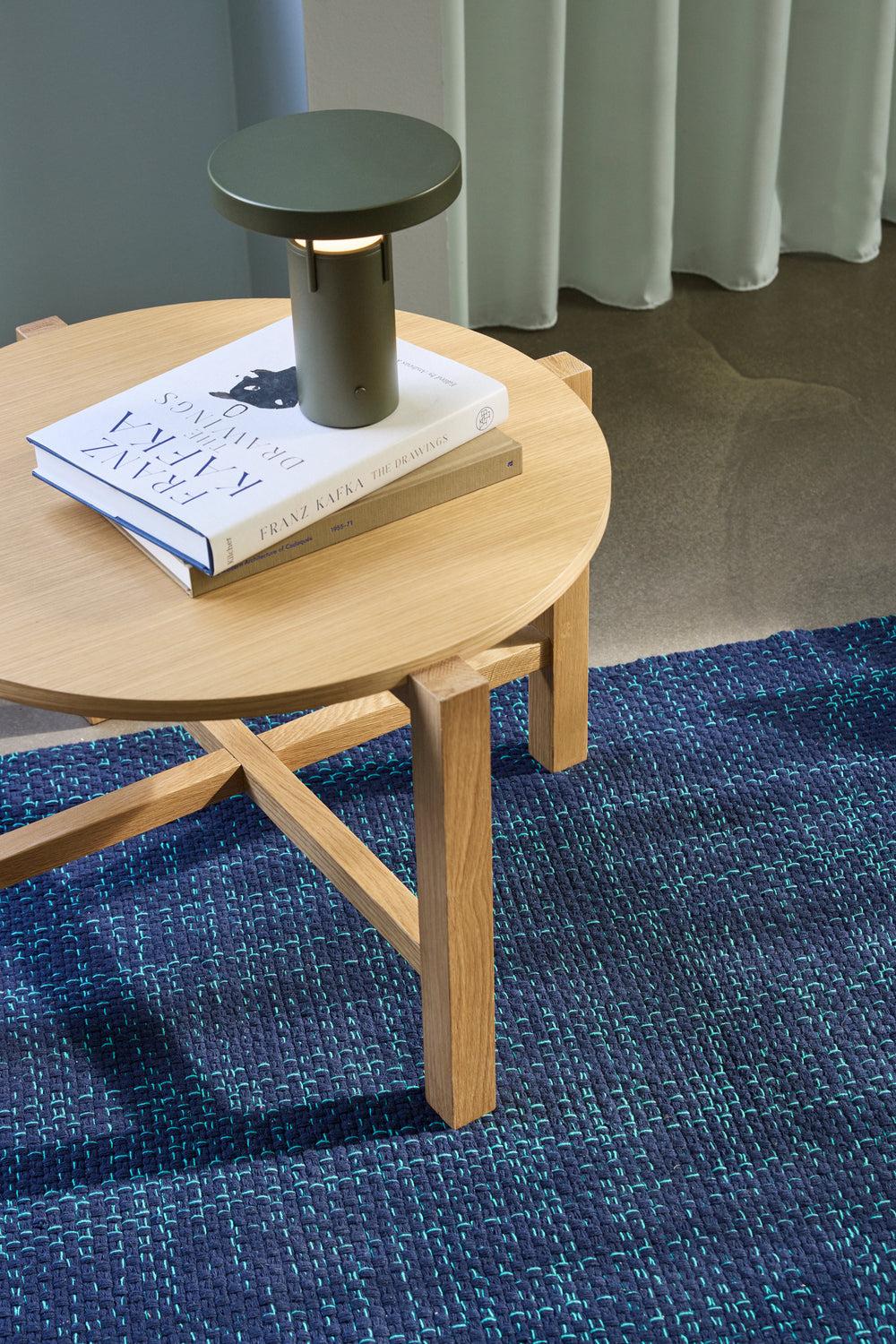 Neljä sohvapöytä Natural (2 kpl sarja) - ø68xh42cm, ø48xh55cm