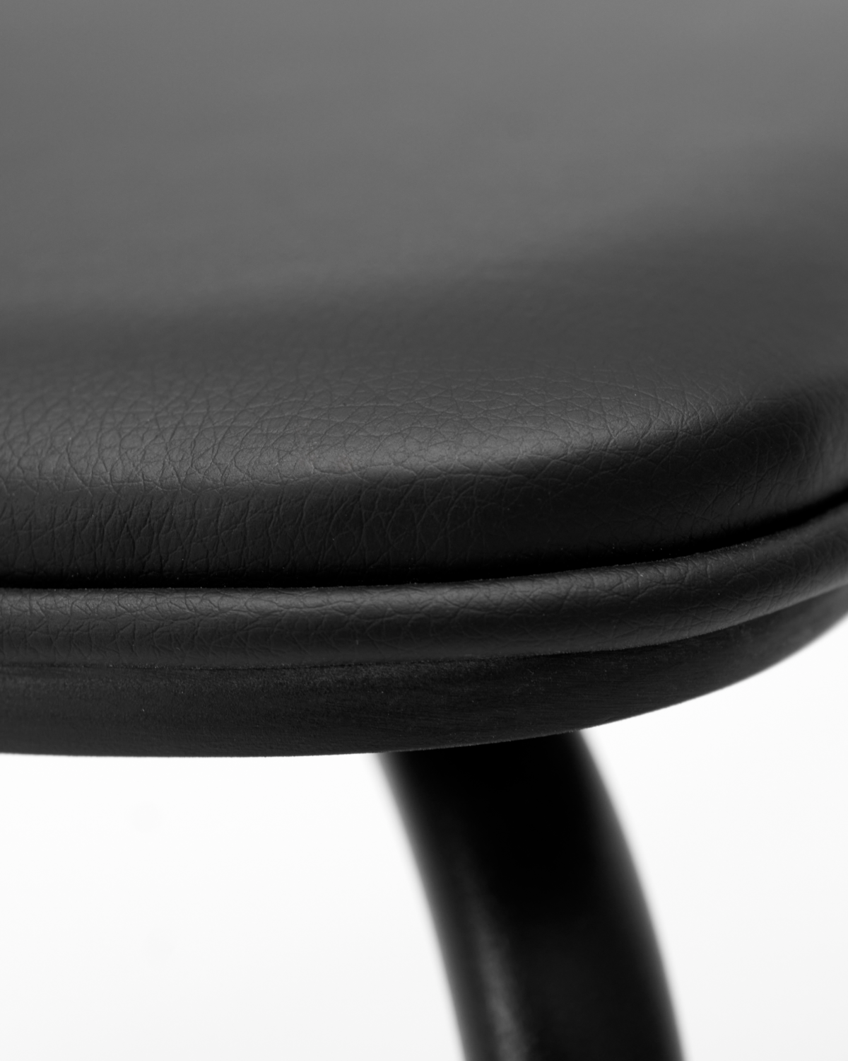 Tuoli, HDPova, musta