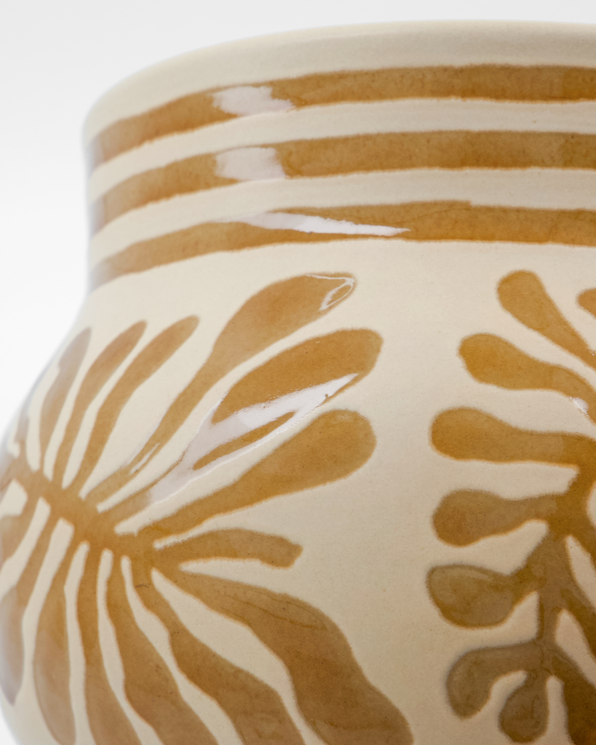 Kukkaruukku, HDIvy, beige